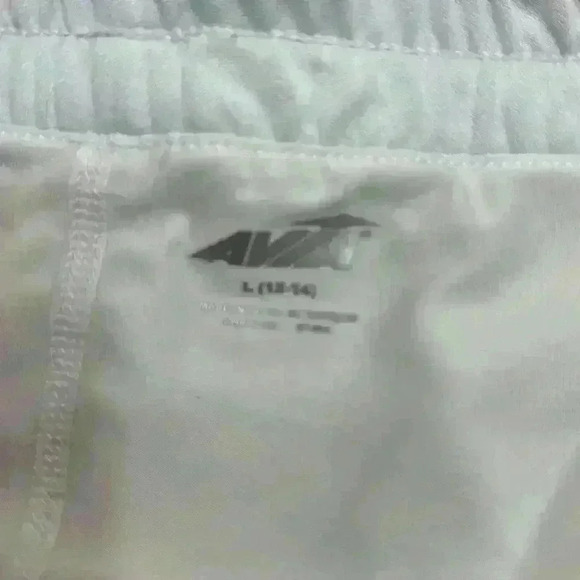 Avia Large (12-14) running shorts Item# 5F - Picture 3 of 6